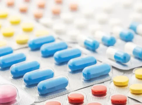 Спасенные жизни и разбитые надежды: кто получит новые лекарства в 2026 году