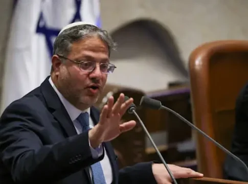 Коалиция готовит закон: Багац больше не сможет вмешиваться в дела министров