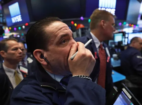 ИИ обрушил биржу: инвесторы в панике