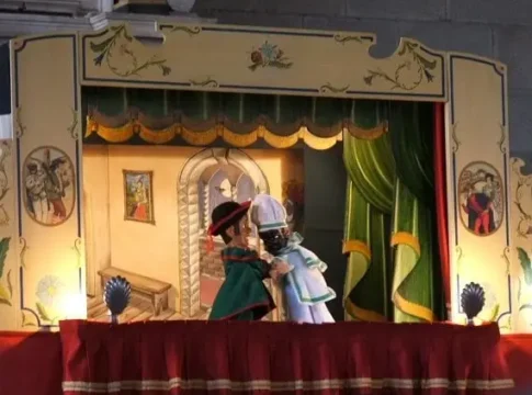 «Коробка снов»: Театр помогает детям эвакуированных кибуцев справиться с травмой