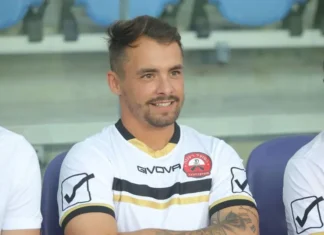 Дэнни Бондер: «Аньима в расцвете сил – топ-3 вратаря мира» Дэнни Бондер: "Аньима в расцвете сил – топ-3 вратаря мира"