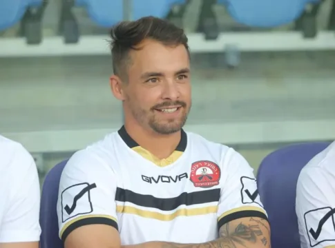 Дэнни Бондер: 