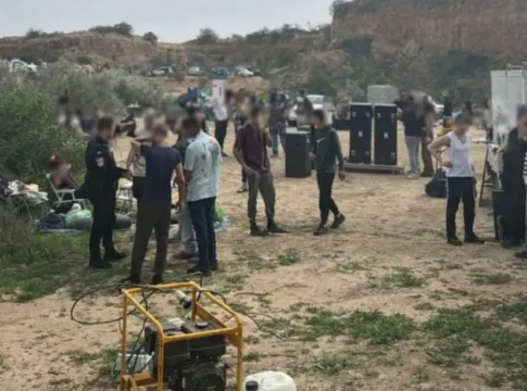 Учитель-насильник приговорен к 9 месяцам работ. Изнасиловал пятерых учеников