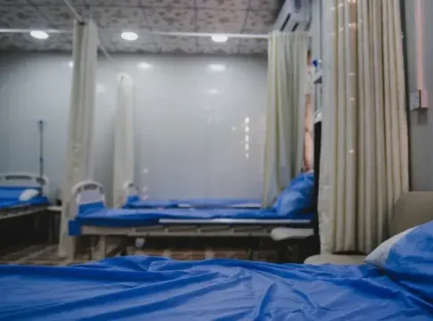 Кувейт ударил по больницам Ливана: восемь медучреждений признаны террористическими