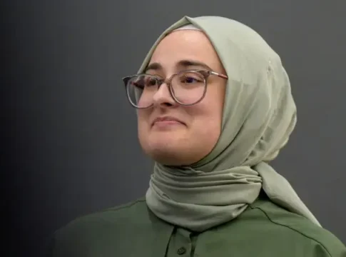 Студентку из Турции оправдали: суд прекратил дело о депортации