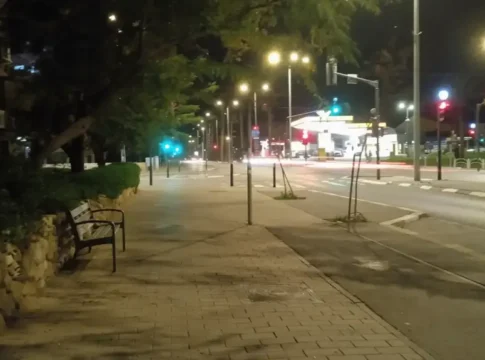 Фотограф подвергся жестокому нападению в Беэр-Шеве: украден кейс с камерой