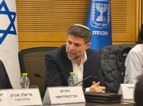 Смотрич и Гольдкнопф: скандал в Кнессете из-за призыва и реформы молока