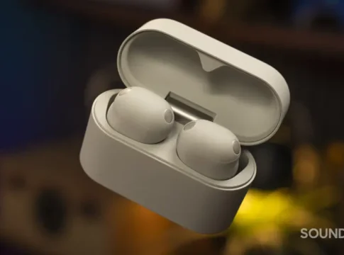 Sony WF-1000XM6: Новые наушники с улучшенным шумоподавлением и ценой в $330