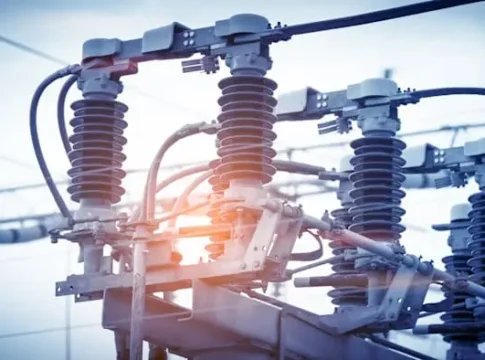 Авария обесточила тысячи домов в Вирджинии