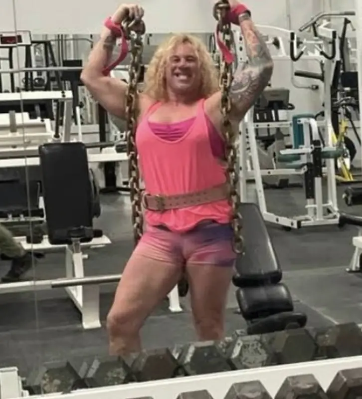 Трансгендер Роберт Дорган убил жену и ребенка на хоккейном матче в Род-Айленде