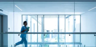 Стресс войны бьет по сердцу: что нужно знать израильтянам