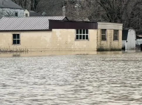 Ливни обрушились на Огайо: потопы парализовали округа