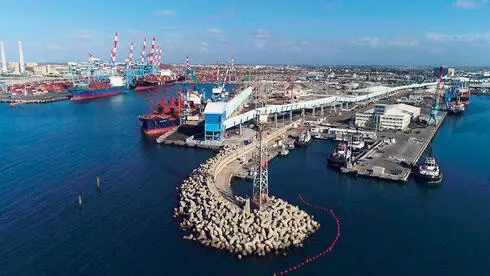 Пробка из зерна: 100 тысяч тонн урожая застряли в порту Ашдода