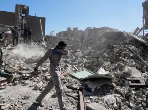 Ближний Восток в огне: Иранские атаки отражены, мир на грани