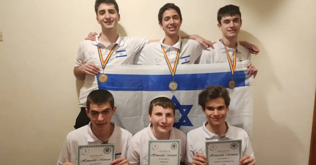 Израильские школьники завоевали 3 медали на международной олимпиаде по математике