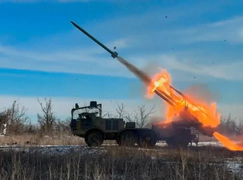 Трамп ослабит санкции против России после разговора с Путиным