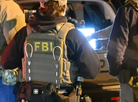 ФБР раскрыло схему инсценировки ограблений для иммиграционных виз