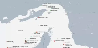 Судна гасят транспондеры у Ормузского пролива (видео)