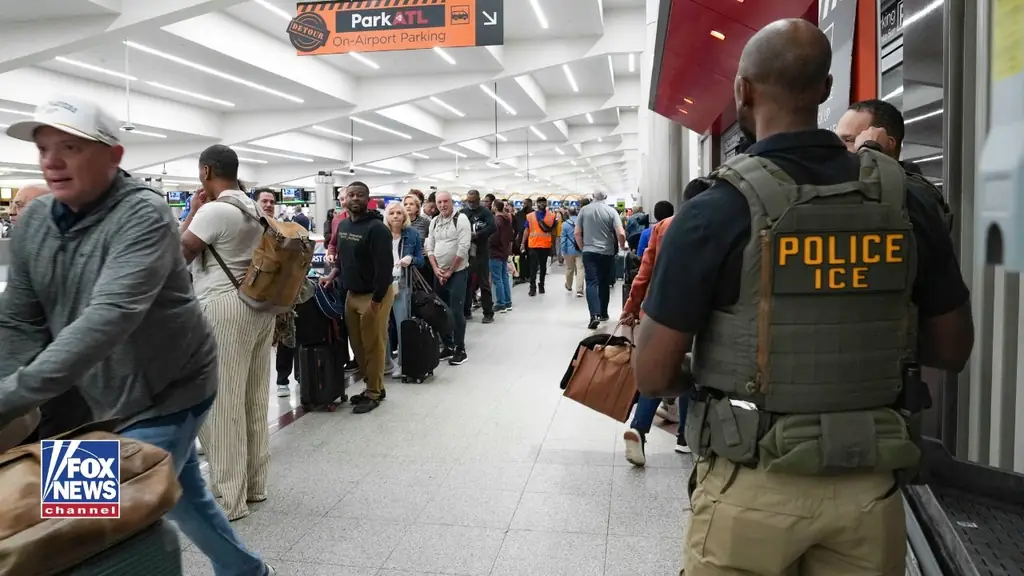 Агенты ICE прибыли в аэропорт Атланты