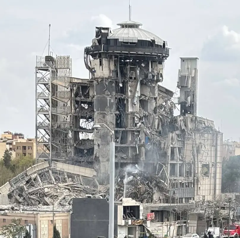 Иран: удары по оборонному заводу в Исфахане