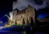 Огонь уничтожил часть замка XII века в Германии