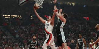 Скандал в НБА: Дени Авдия потерял зуб из-за спорного решения судей Скандал в НБА: Дени Авдия потерял зуб из-за спорного решения судей