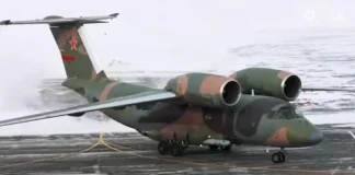 Удар дронов-камикадзе: под Крымом уничтожен российский Ан-72П (видео)