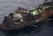 Российский газовоз Arctic Metagaz снова дрейфует у берегов Ливии