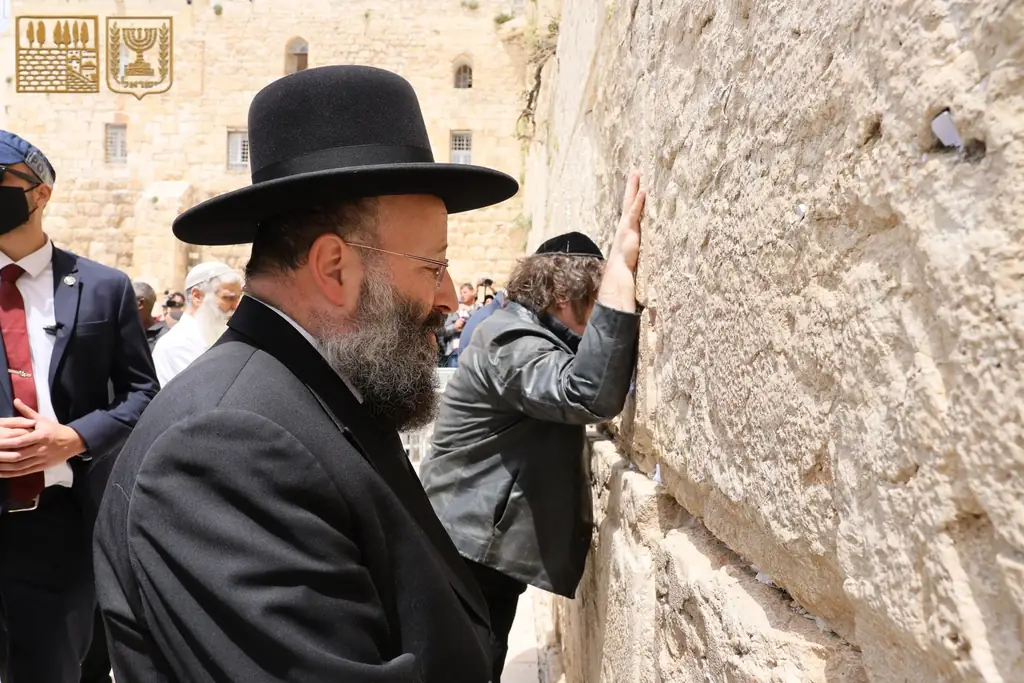 Опубликованы новые видеоматериалы визита президента Аргентины к Стене Плача