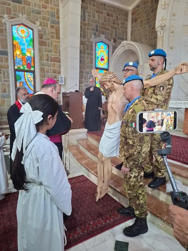 В деревне Дебель установили новую статую Иисуса вместо поврежденной ЦАХАЛом