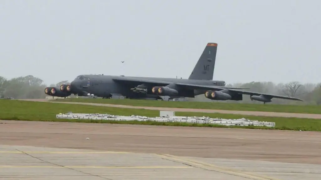 США перебрасывают стратегическую авиацию в Европу на фоне эскалации с Ираном