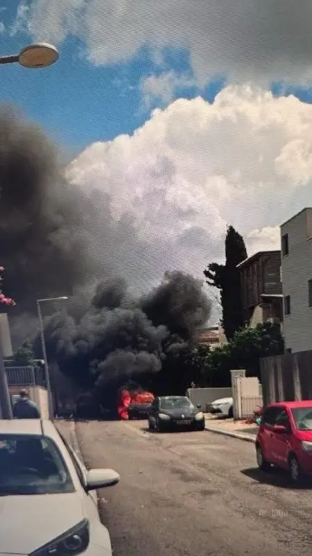 Нахария: зафиксировано попадание в припаркованный автомобиль, пострадавших нет