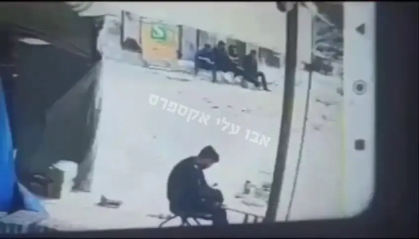 Опубликованы кадры атаки израильского БПЛА по полицейским ХАМАС в Газе