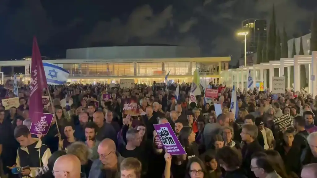 Масштабная антивоенная акция в Тель-Авиве: протест против «вечной войны»