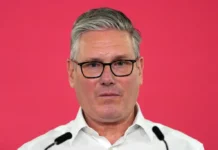 Бунт лейбористов: правительство Стармера разваливается на глазах, британские евреи собираются в Израиль Кир Стармер не сдается.