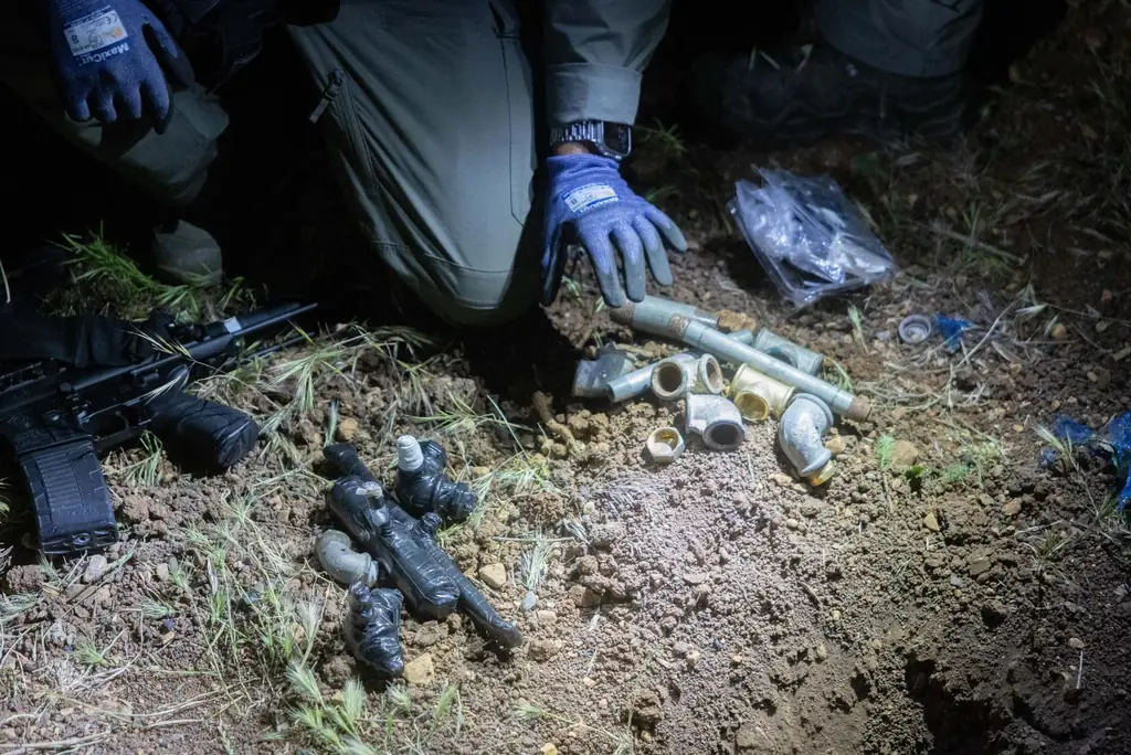 Бойцы пограничной полиции изъяли 14 трубчатых бомб в окрестностях Иерусалима
