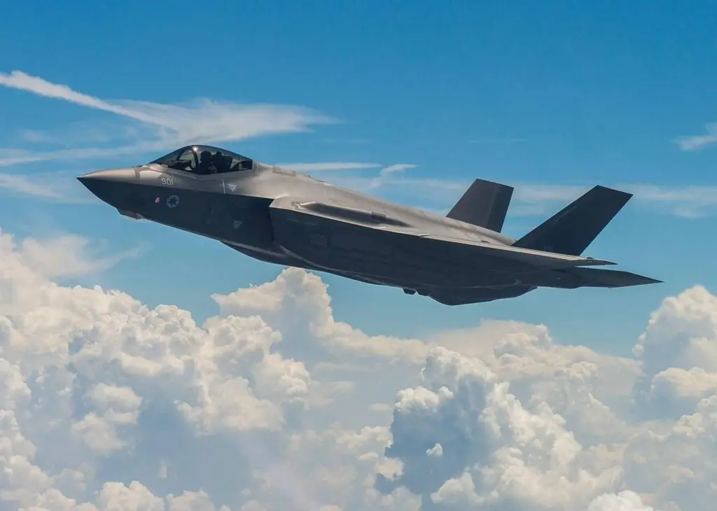 Израиль закупит две новые эскадрильи истребителей F-35 и F-15IA для ЦАХАЛа