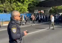Перекрытие дорог из-за протестов ультраортодоксов (видео)